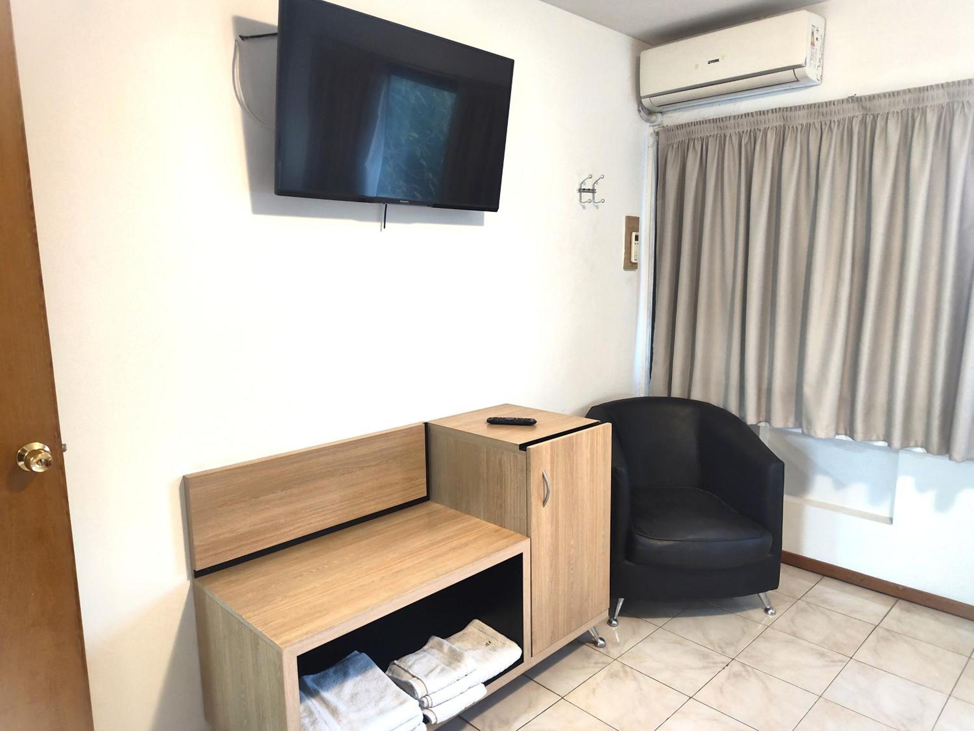 Premium Mendoza Apart Hotel Buitenkant foto